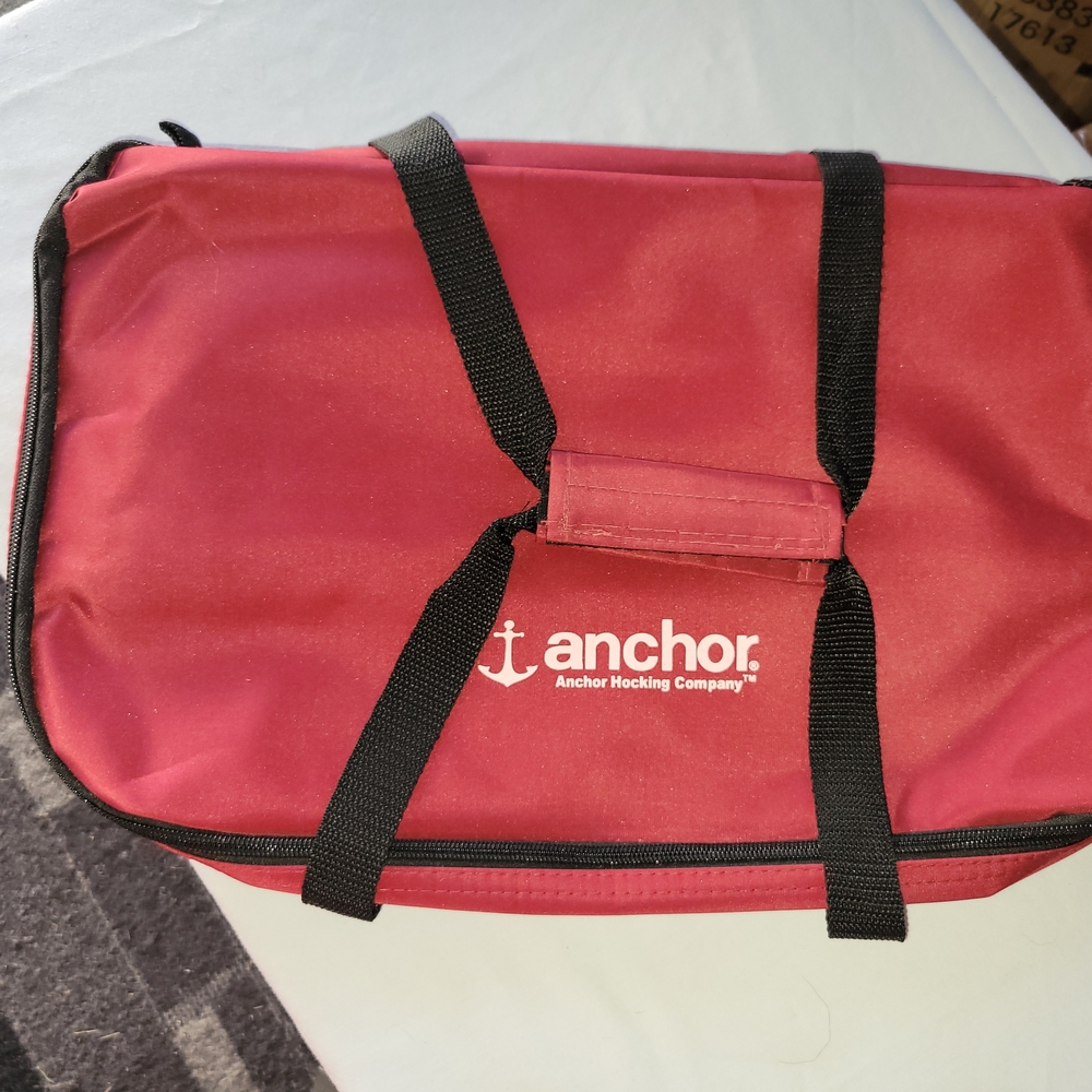 Anchor Red Insulated Casserole Carrier